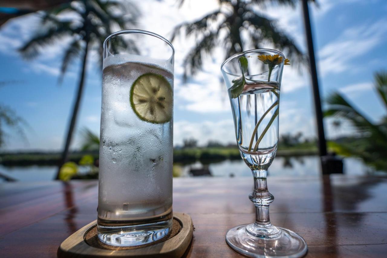 Hoi An Riverside Resort & Spa Екстер'єр фото